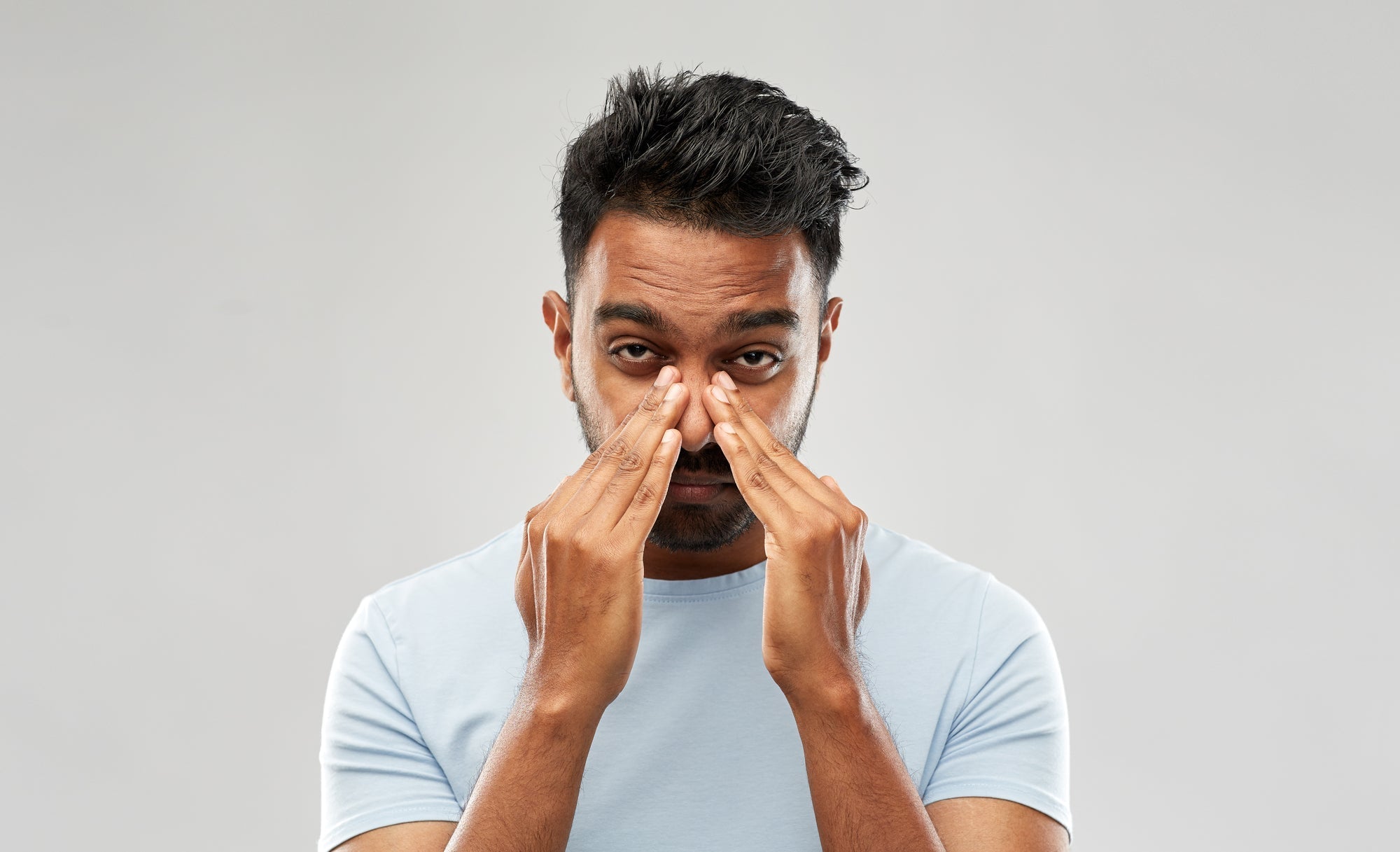 How to Naturally Unblock Your Nose Without Medications: The Best Non-Toxic Solutions